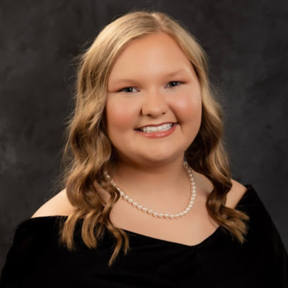 Meet your Posher, Anna Rae!